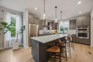 1231 Cromartie Ln, Columbus, OH 43201 - Photo 4