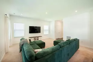 1698 Lewes Castle Dr, Grove City, OH 43123 - Photo 6