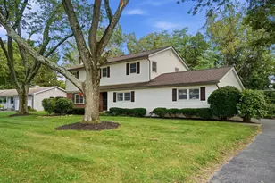 9573 Cir Dr E, Pickerington, OH 43147 - Photo 4