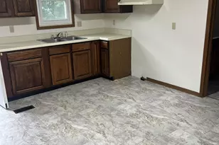 159 S 5th St, Newark, OH 43055 - Photo 2