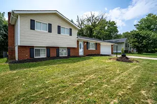 3461 Dillward Dr, Columbus, OH 43219 - Photo 2