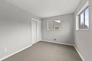 3373 Roswell Dr, Columbus, OH 43227 - Photo 12