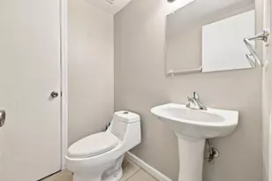 5538 Brackenridge Ave, Columbus, OH 43228 - Photo 14
