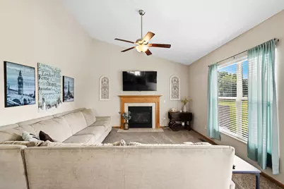 7901 Blacklick View Drive, Blacklick, OH 43004 - Photo 8