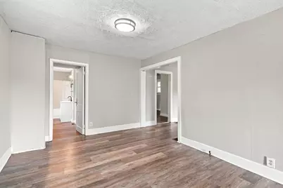 2884 E 9th Avenue, Columbus, OH 43219 - Photo 8
