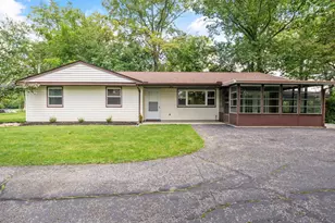 2255 Cherokee Dr, London, OH 43140 - Photo 1