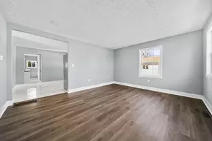 1885 Case Rd, Columbus, OH 43224 - Photo 8