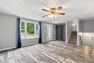 1129 Fletcher Dr, Reynoldsburg, OH 43068 - Photo 14