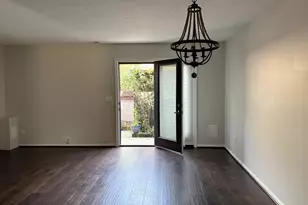 2802 Churchill Dr, Columbus, OH 43221 - Photo 6