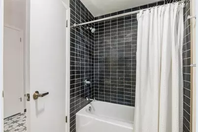 2802 Churchill Drive #33, Columbus, OH 43221 - Photo 12