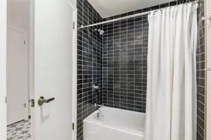 2802 Churchill Dr, Columbus, OH 43221 - Photo 12