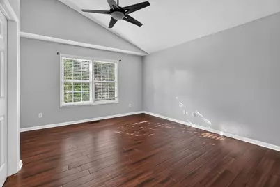 1825 Brandigen Lane, Columbus, OH 43228 - Photo 10