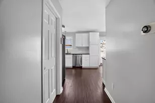 1825 Brandigen Ln, Columbus, OH 43228 - Photo 2