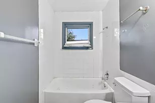 1731 Burlington Ave, Columbus, OH 43227 - Photo 14