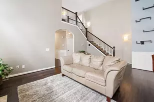 370 Benedetti Ave, Columbus, OH 43213 - Photo 4