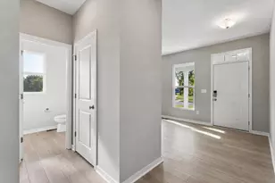 364 Oakmont Dr, Commercial Point, OH 43116 - Photo 12