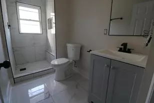 1074 E 15th Ave, Columbus, OH 43211 - Photo 4