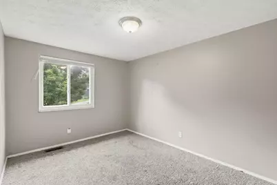 3313 Robin Hill Court E, Columbus, OH 43223 - Photo 14