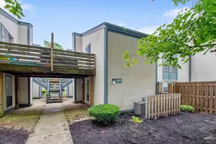 1085 N Merrimar Circle, Columbus, OH 43220 - Photo 2
