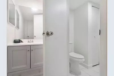 1085 N Merrimar Circle #E, Columbus, OH 43220 - Photo 20