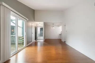 1085 N Merrimar Circle #E, Columbus, OH 43220 - Photo 6