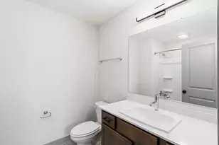 858 E Starr Ave, Columbus, OH 43201 - Photo 28
