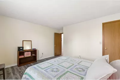 5885 Beechcroft Road #302, Columbus, OH 43229 - Photo 14