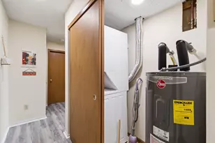 5885 Beechcroft Rd, Columbus, OH 43229 - Photo 20