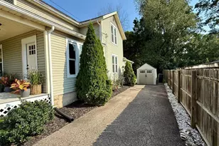 1016 E Vine St, Mount Vernon, OH 43050 - Photo 2