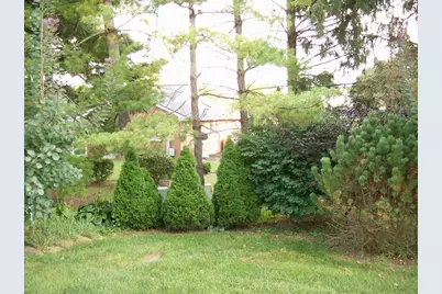 371 Lawnwood Drive, Circleville, OH 43113 - Photo 10
