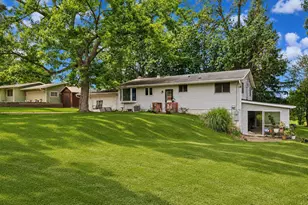 2305 Lakecrest Dr, Mansfield, OH 44903 - Photo 1