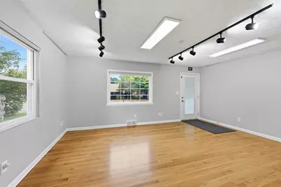 153 N High Street, Gahanna, OH 43230 - Photo 6