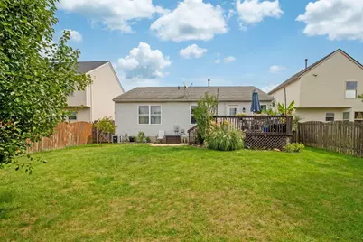 563 River Pebble Drive, Blacklick, OH 43004 - Photo 2