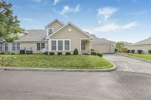 9180 Clovelly St, Columbus, OH 43240 - Photo 2