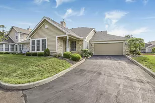 9180 Clovelly St, Columbus, OH 43240 - Photo 6