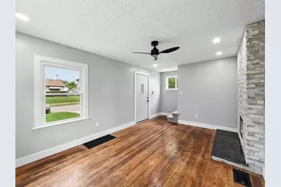 669 E Mithoff Street, Columbus, OH 43206 - Photo 8