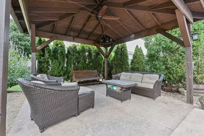 1381 Harold Stewart Parkway, Pataskala, OH 43062 - Photo 2