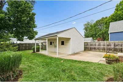 557 E Royal Forest Boulevard, Columbus, OH 43214 - Photo 32