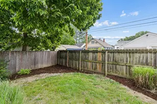 557 E Royal Forest Blvd, Columbus, OH 43214 - Photo 36