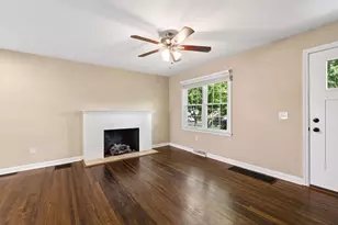 557 E Royal Forest Blvd, Columbus, OH 43214 - Photo 2