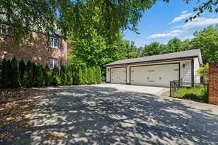 392 Rhoads Ave, Columbus, OH 43205 - Photo 50