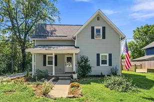 109 W Taylor St, Ashley, OH 43003 - Photo 1