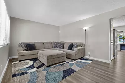 2619 Spaatz Avenue, Columbus, OH 43204 - Photo 4
