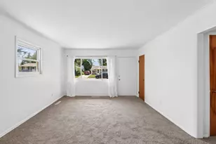 1062 Strimple Ave, Columbus, OH 43229 - Photo 8