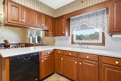 1424 E State Route 18, Tiffin, OH 44883 - Photo 12