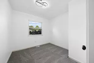 4751 Arnold Ave, Columbus, OH 43228 - Photo 26