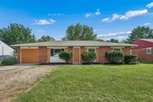 4751 Arnold Ave, Columbus, OH 43228 - Photo 2