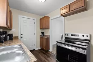927 Camden Ave, Columbus, OH 43201 - Photo 12