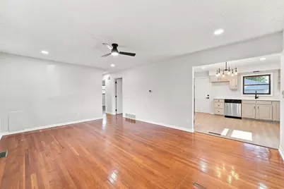 1554 Argus Road, Columbus, OH 43227 - Photo 6