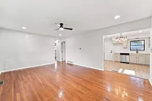 1554 Argus Rd, Columbus, OH 43227 - Photo 6